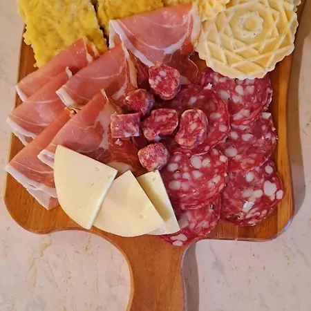 Il Casolare Di Nonno Mario مزرعة للإقامة