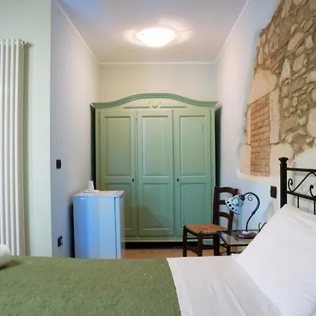 مزرعة للإقامة Il Casolare Di Nonno Mario