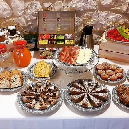 Il Casolare Di Nonno Mario مزرعة للإقامة